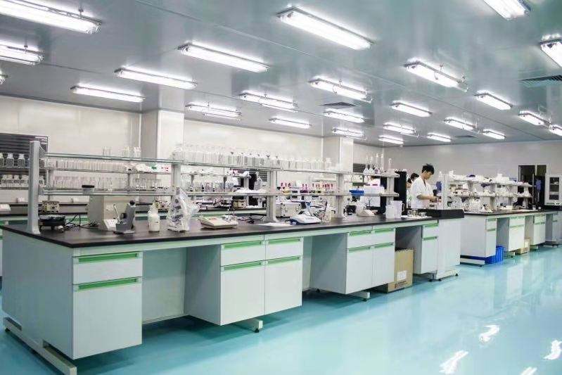 選擇實(shí)驗(yàn)室超純水機(jī)時(shí)需要考慮哪些因素，超純水機(jī)定制費(fèi)用多少？